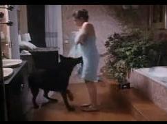 Собака раздела девушку (видео) | РетроПорно.нет